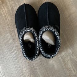 Uggs Tasman Slippers Black