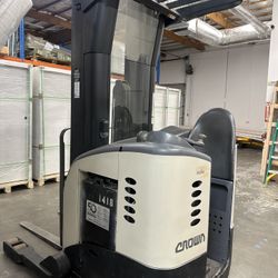 Crow RR5000 Forklift Reach Truck 