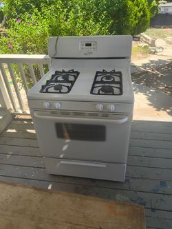 Crosley gas stove
