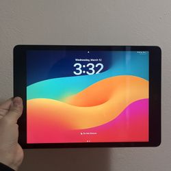Apple ipad (9th gen) (Negotiable)