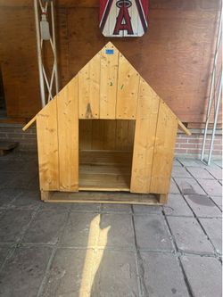 Dog house