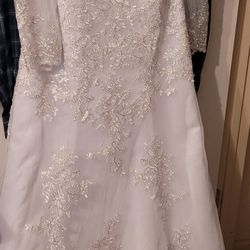 Wedding Dress, White,  For Anyone Who Wants to Buy This Dress. I Will Give You The White Boots For Free.