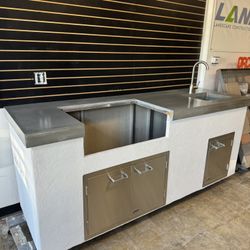 Bbq Island With Concrete Countertop And Sink