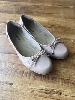 Andrea Zapatos