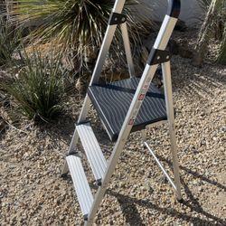 3-Step Folding Stool 4.5ft Ultra Light Aluminum 
