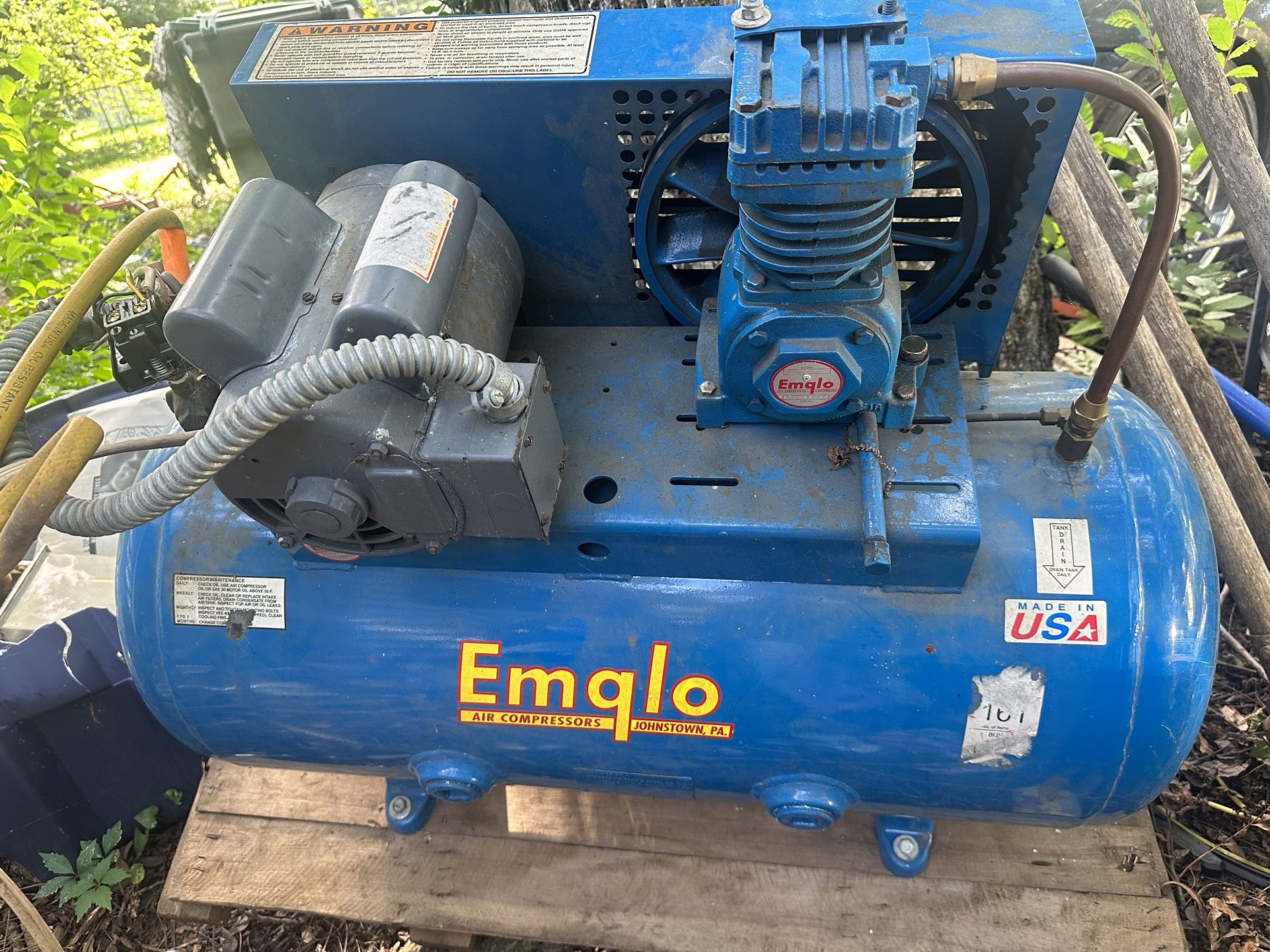 30 Gallon Air Compressor