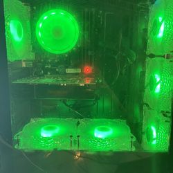 Gaming pc rx5500 intell i 7 32gb of ram good condition 