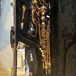 Alto Saxophones 