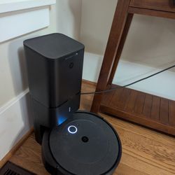 iRobot Roomba i3+ EVO self-emptying robot vacuum