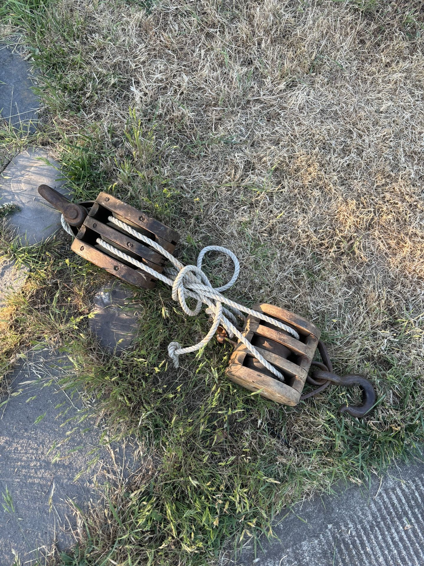 Many Antique Pulley’s