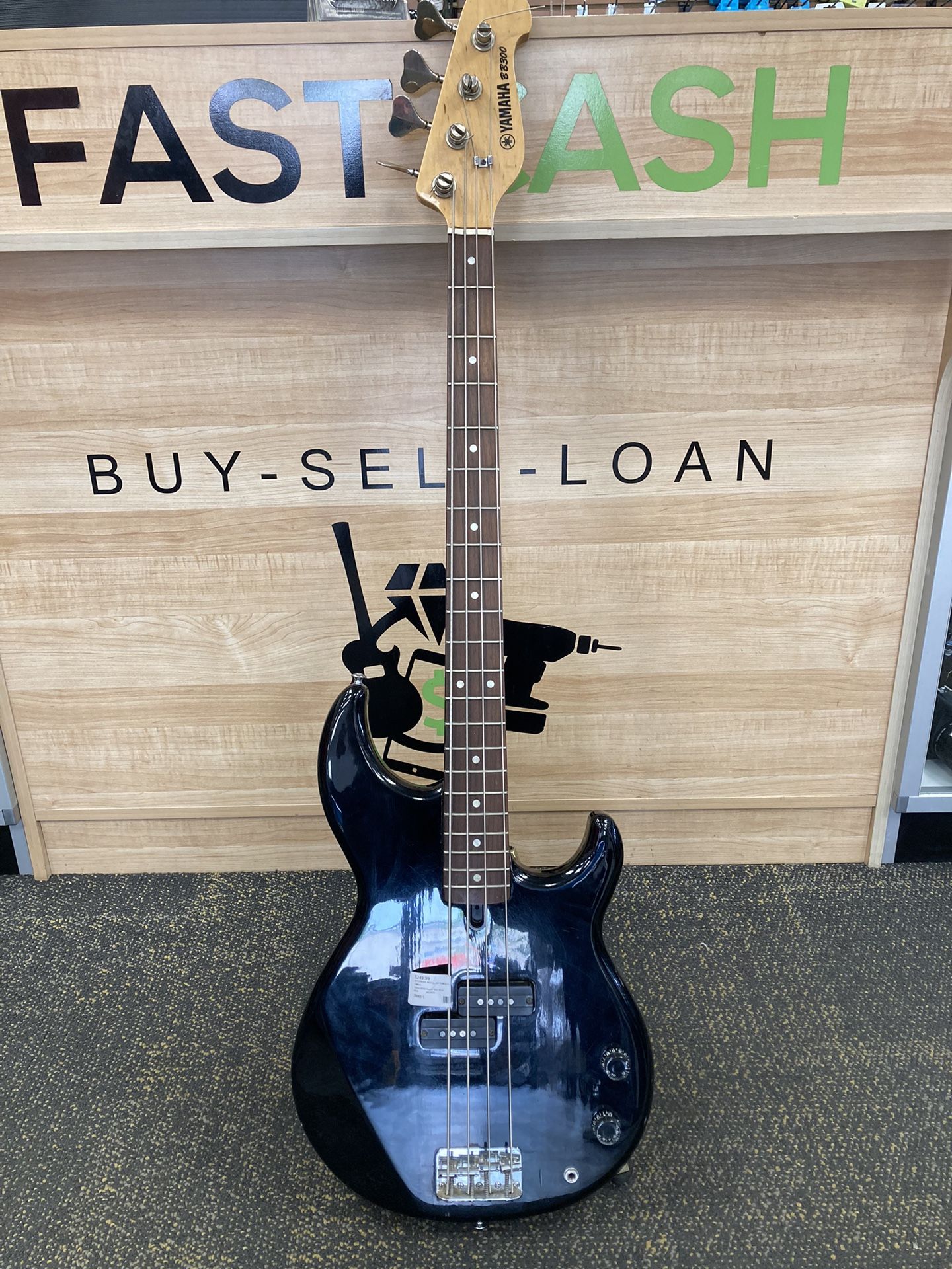 Yamaha BB300 Electric Bass Black