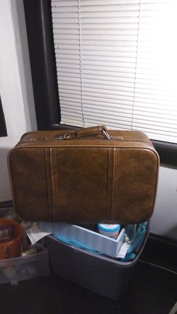 American tourister suitcase