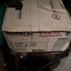 Magnum 21• Plastic Strip Nails 