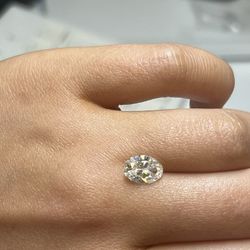 GIA LOOSE OVAL NATURAL DIAMOND