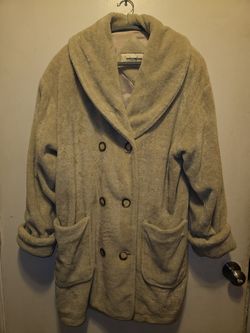 Womens dressy cream coat size M