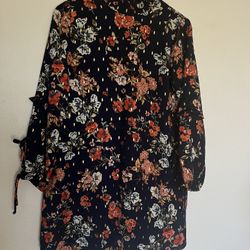 CITY TRIANGLES DRESS MEDIUM (A)