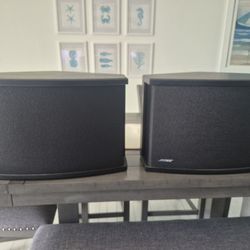 Bose DIRECT /REFLECTING 901 VI Version 2 Speakers And Amplifier.