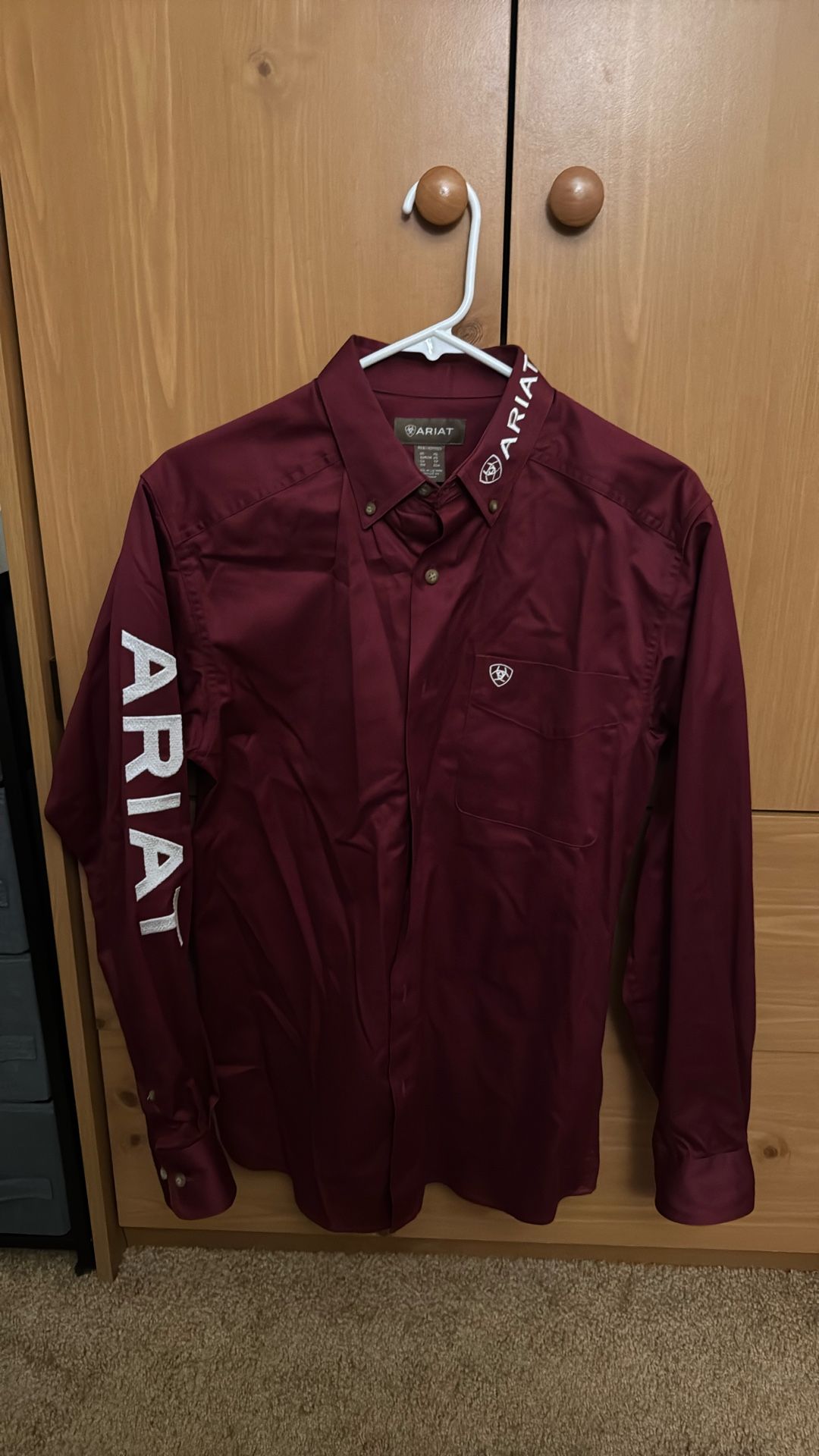 Ariat Men’s Dress Longsleeve Dark Red
