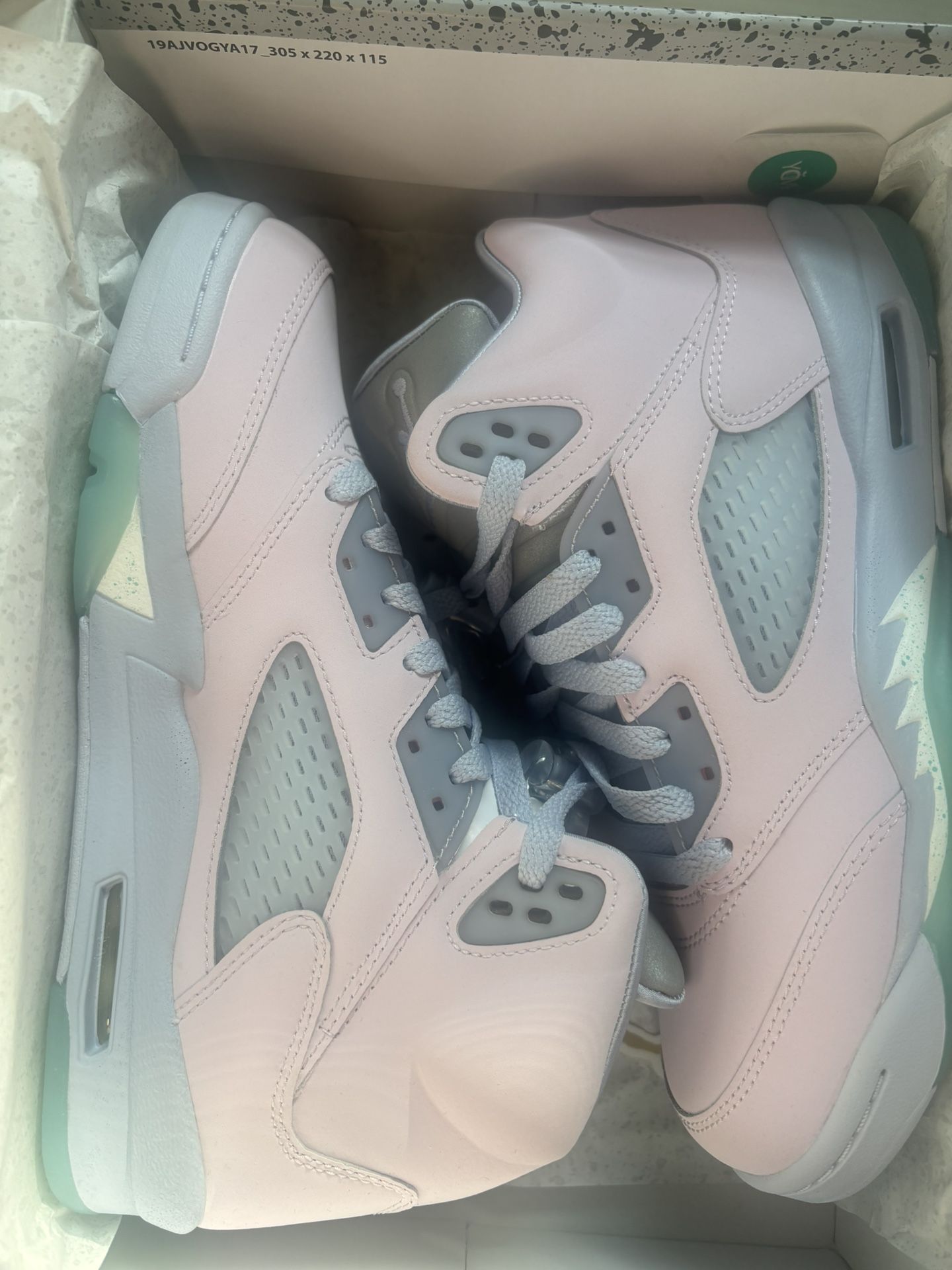 Brand New Nike Air Jordan 5v Retro Easter 6.5Y