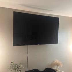 60 Inch TCL Roku TV with Mount