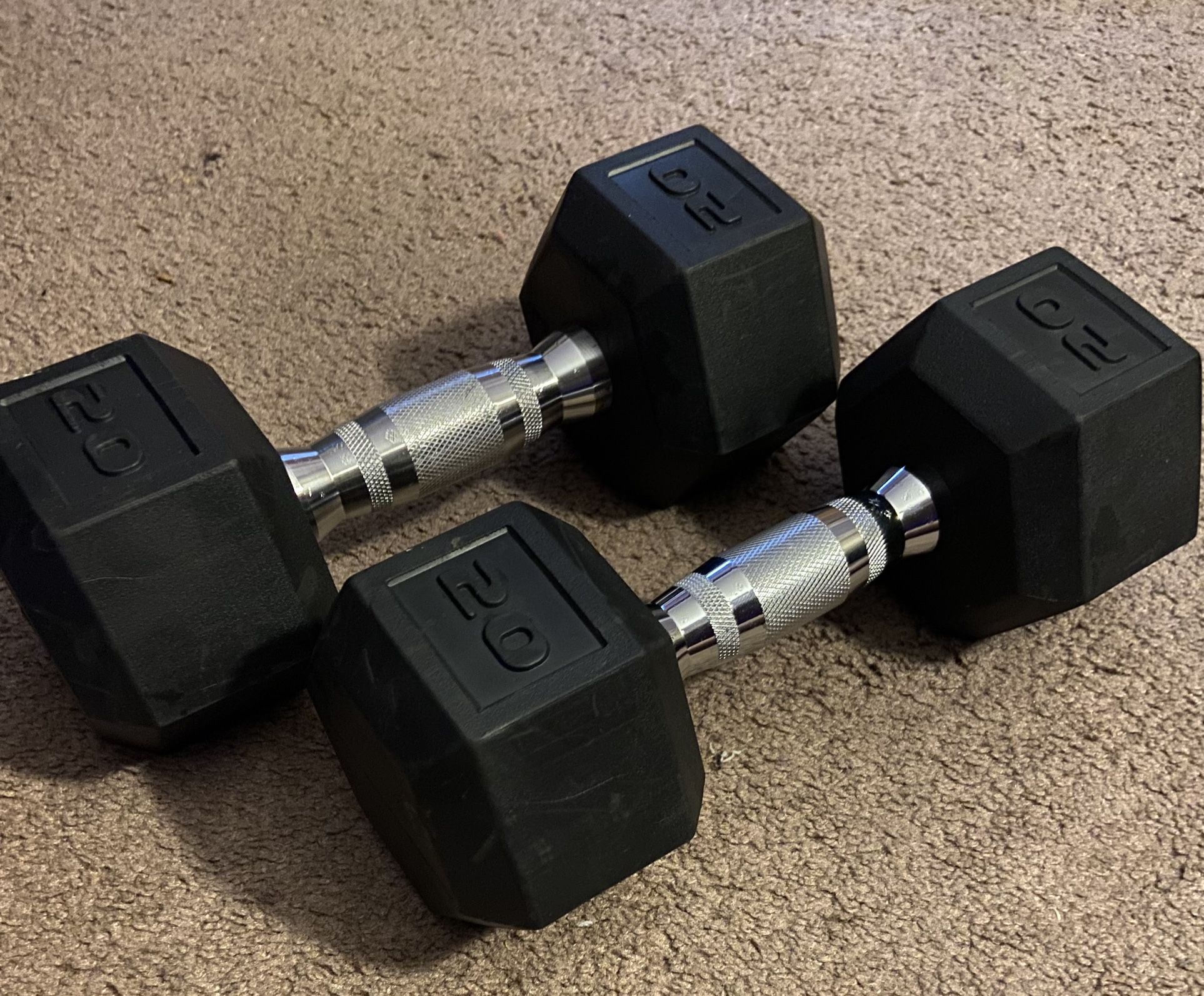 2-20lb Dumbbells 