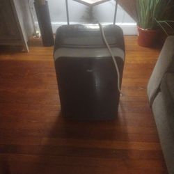 Arica King Portable Air Conditioner 