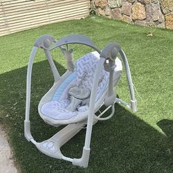 Baby swing