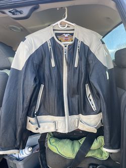 Harley Davidson Leather Jacket!!!