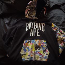 Large World Gone Mad Bape Zipup