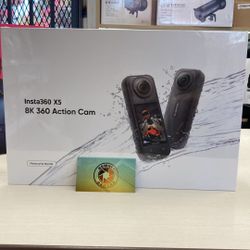 Insta360 X5 Motorcycle Bundle (located in Downey, CA)