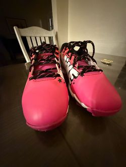 Nike Pink diamond cleats with Graphic Print
