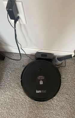 the Tzumi ionvac SmartClean 2000 Robovac.