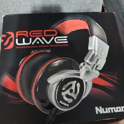 Two Numark Headphones 🎧 