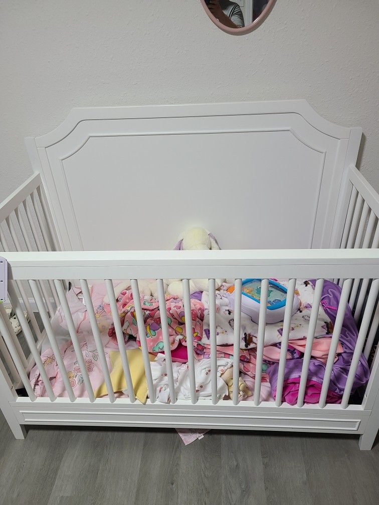 Baby Crib 4 In One