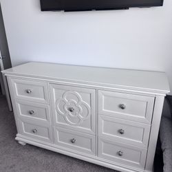 White Dresser