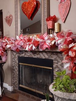 Valentine's Garland. 9ft