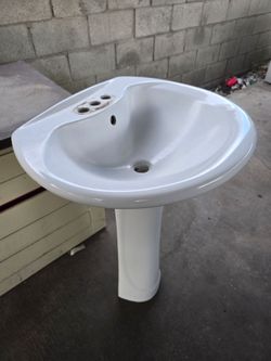 Sink pedestal