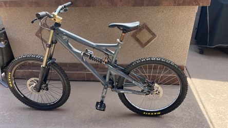Mountain Bike