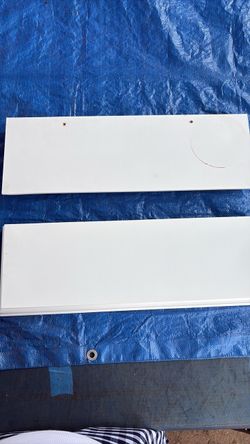 Floating shelves