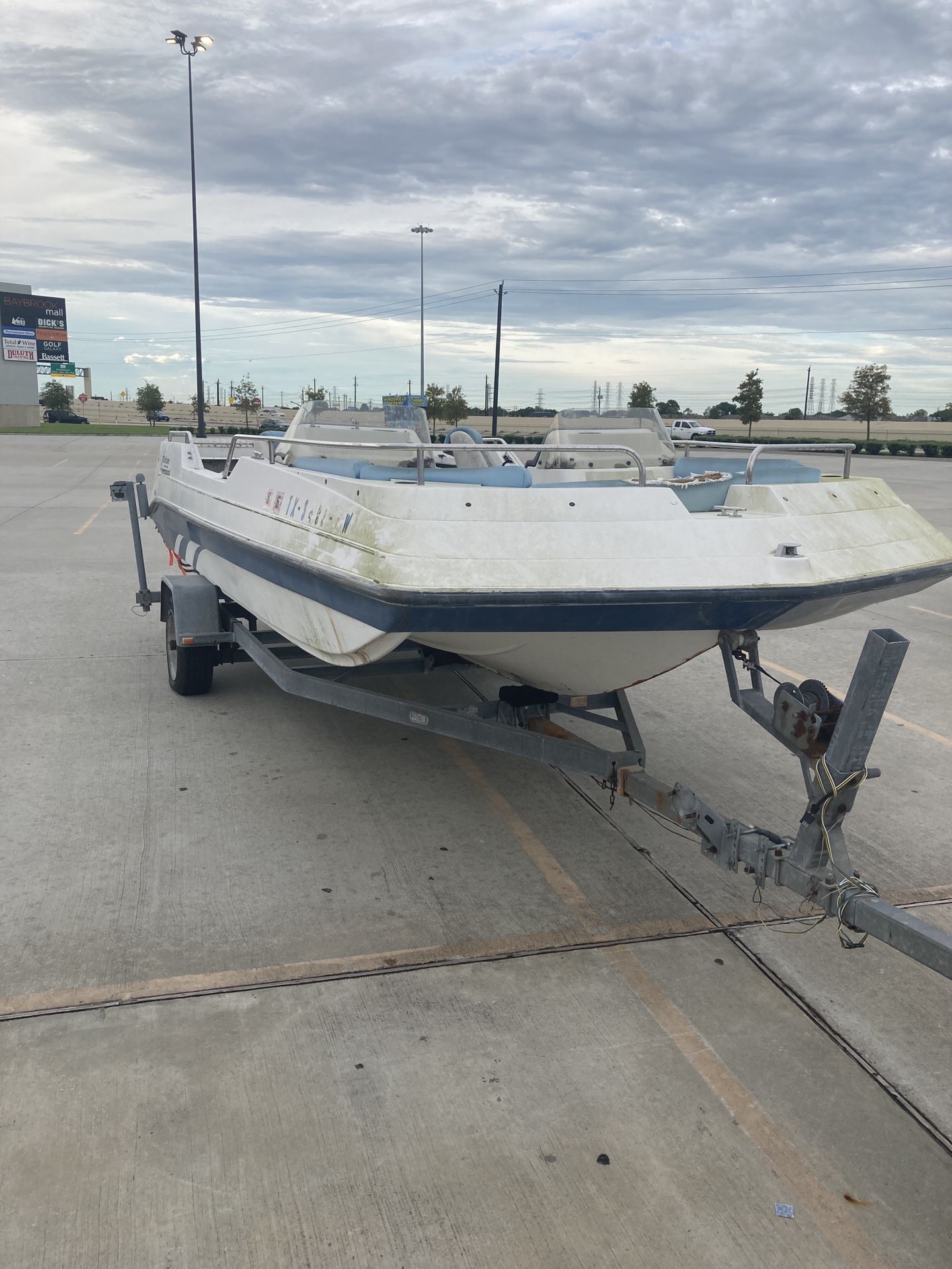 1991 Hurricane 175Hp Inboard