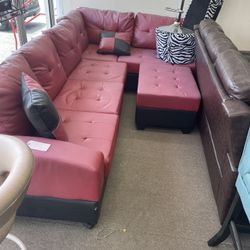 Brand  New  Sectional  In Stock Fast Delivery Or Pick Up 