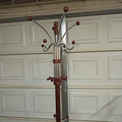 Hook coat stand