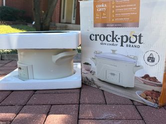 Crock-Pot 7-Quart Cook & Carry Slow Cooker – Like New