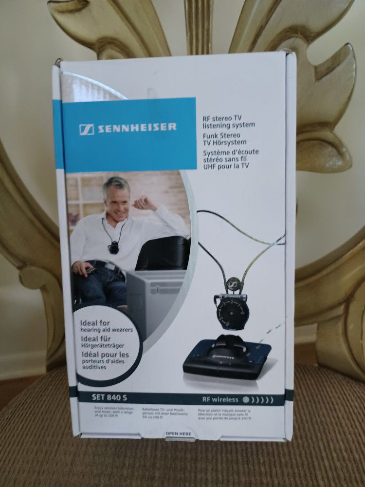 Brand New Sennheiser wireless Set 840 S - RF Stereo TV Listening System