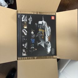 sealed Lego razor crest 