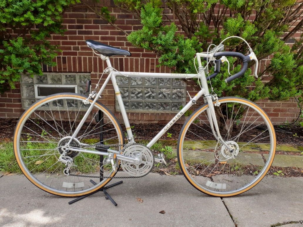 1976 Schwinn Superior, 10 speed, 61 cm road bike, made in USA