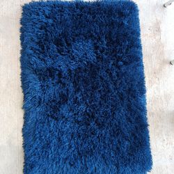 Eve Blue Accent Rug