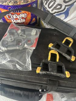 Look Clips For Rob