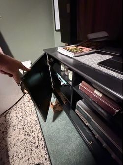 Lommarp Black TV Console