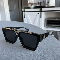 LV Evidence Sunglasses